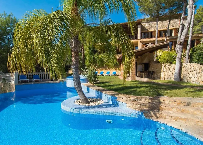 Ferienhaus Fuer 12 Personen Ca 400 M In Son Macia, Balearen Mallorca